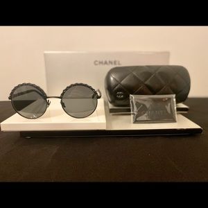 Chanel Black CC Chain Round